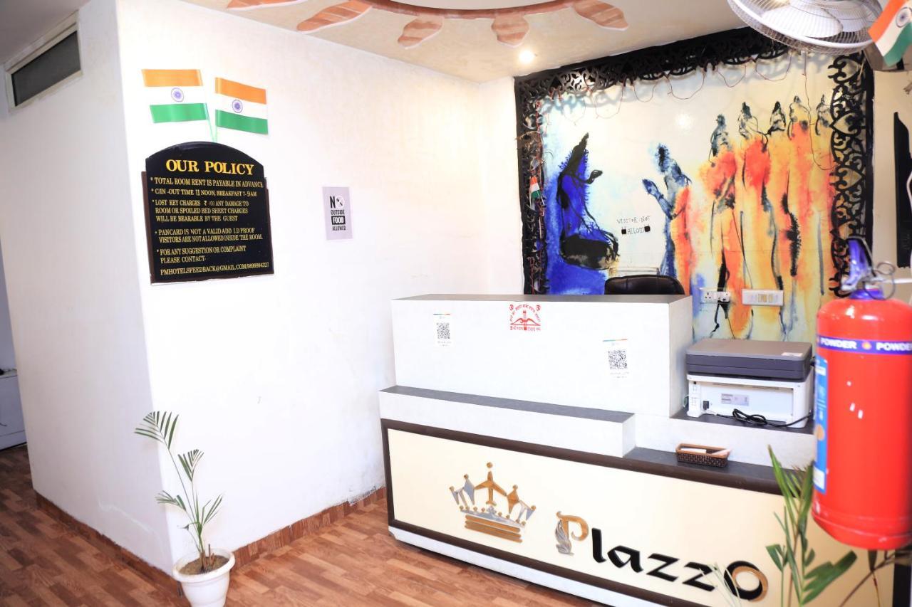 Hotel Plazzo Igi Új-Delhi Kültér fotó